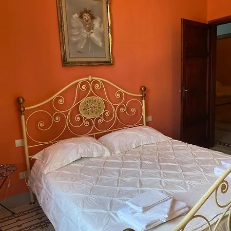 Augusto House Lucca