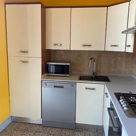 Augusto House